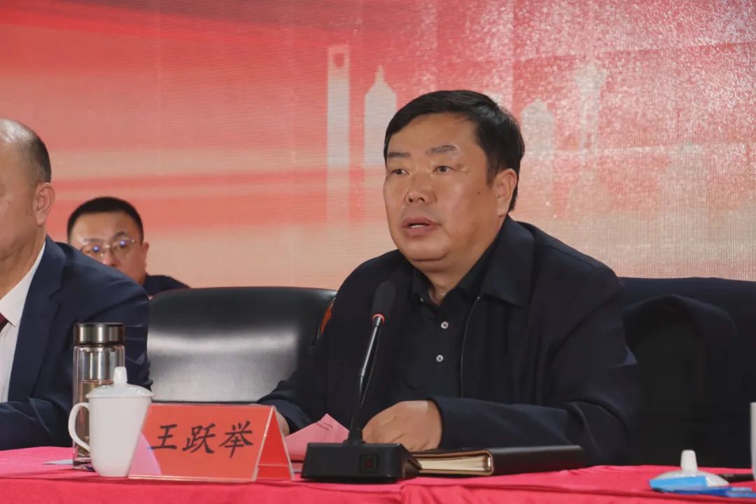 凝心聚力再啟新程︱明泰鋁業(yè)召開2024年總結(jié)表彰暨2025年工作動員大會