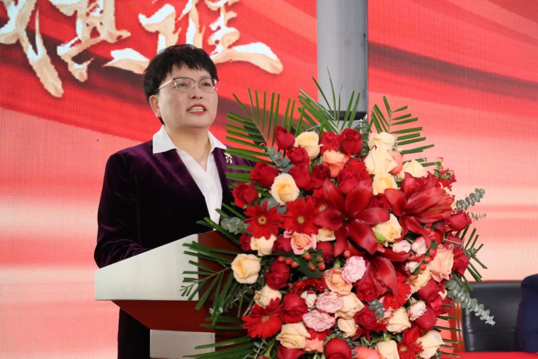 凝心聚力再啟新程︱明泰鋁業(yè)召開2024年總結(jié)表彰暨2025年工作動員大會