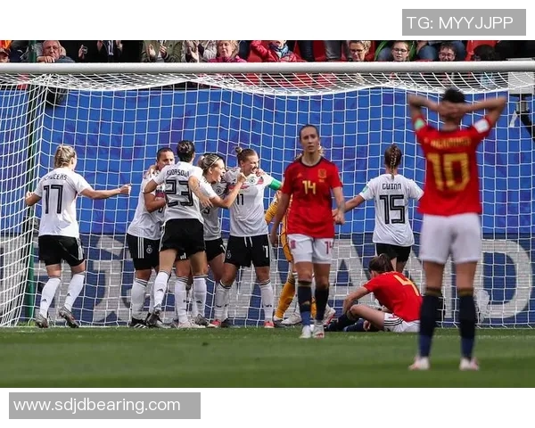 德国女足对阵西班牙女足精彩直播全程回顾与赛后分析 德国女足对阵西班牙女足精彩直播全程回顾与赛后分析