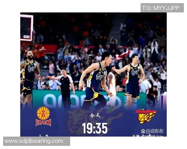 广东宏远与山东争夺总决赛冠军的激烈对决与精彩瞬间回顾