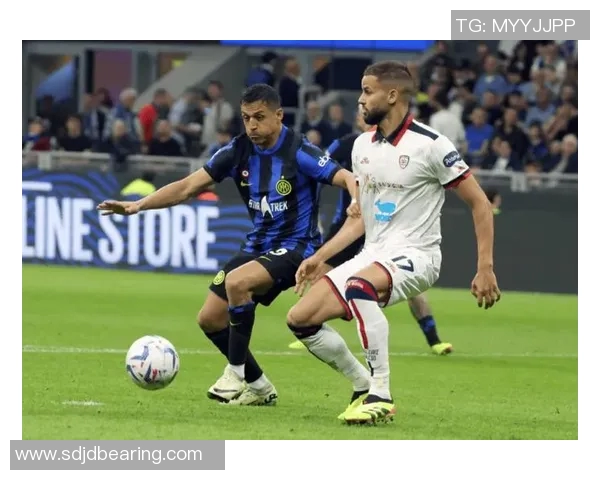 意甲激战卡利亚里迎战莱切双方全力争胜展现足球魅力