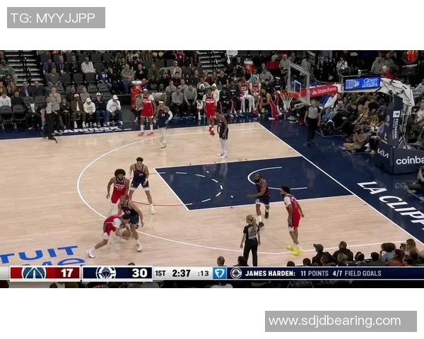 NBA18日快船对决精彩回顾与赛后分析全场亮点尽在其中