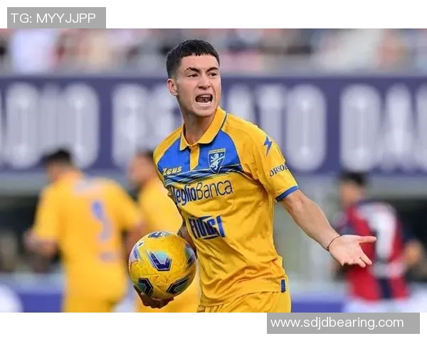 弗洛西诺与罗马的激烈对决谁能在赛场上笑到最后