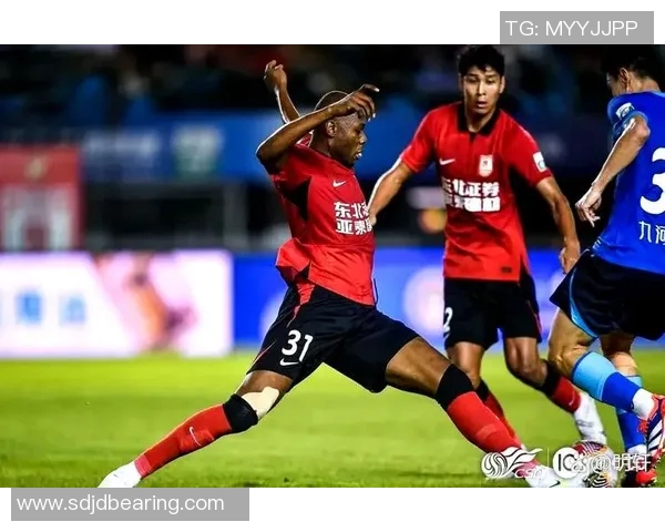 山东鲁能泰山迎战长春亚泰力争主场全取三分展现实力