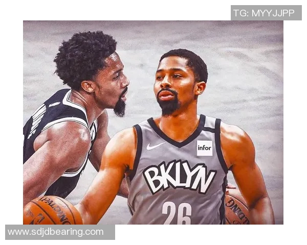 黄蜂与老鹰激战正酣11月26日精彩对决引发球迷热议 黄蜂与老鹰激战正酣11月26日精彩对决引发球迷热议