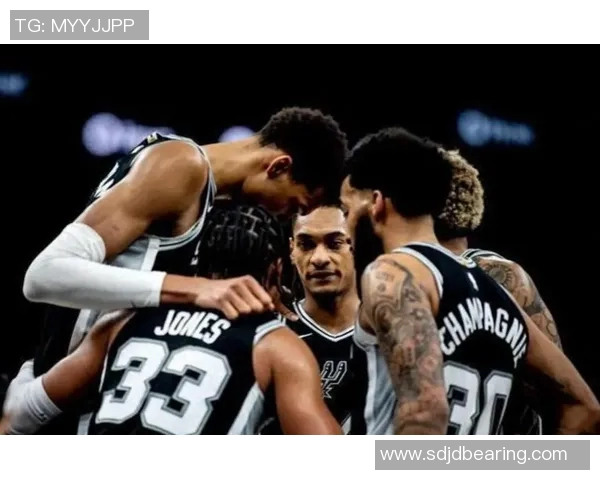 勇士与灰熊激战2017年最后一天直播回顾与精彩瞬间分析 勇士与灰熊激战2017年最后一天直播回顾与精彩瞬间分析