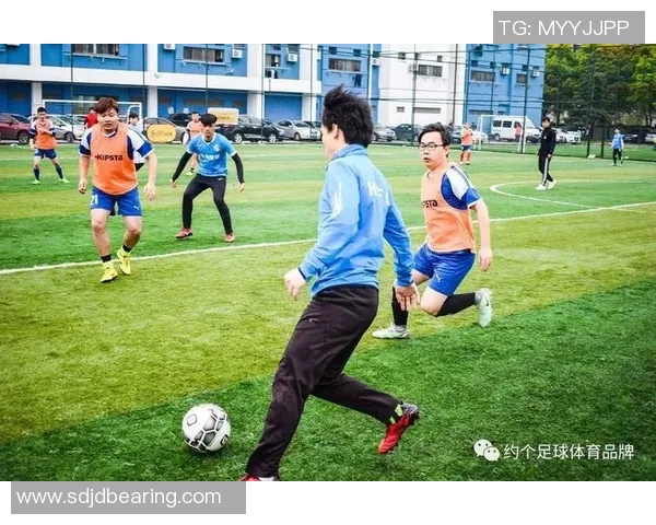 厄斯特与埃尔夫激战正酣比分揭晓精彩瞬间回顾