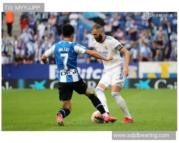 权健与上港激战正酣比赛结果揭晓引发球迷热议与期待