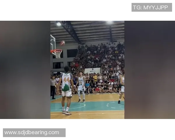 重庆篮球队在邀请赛中的默契配合与战术执行分析